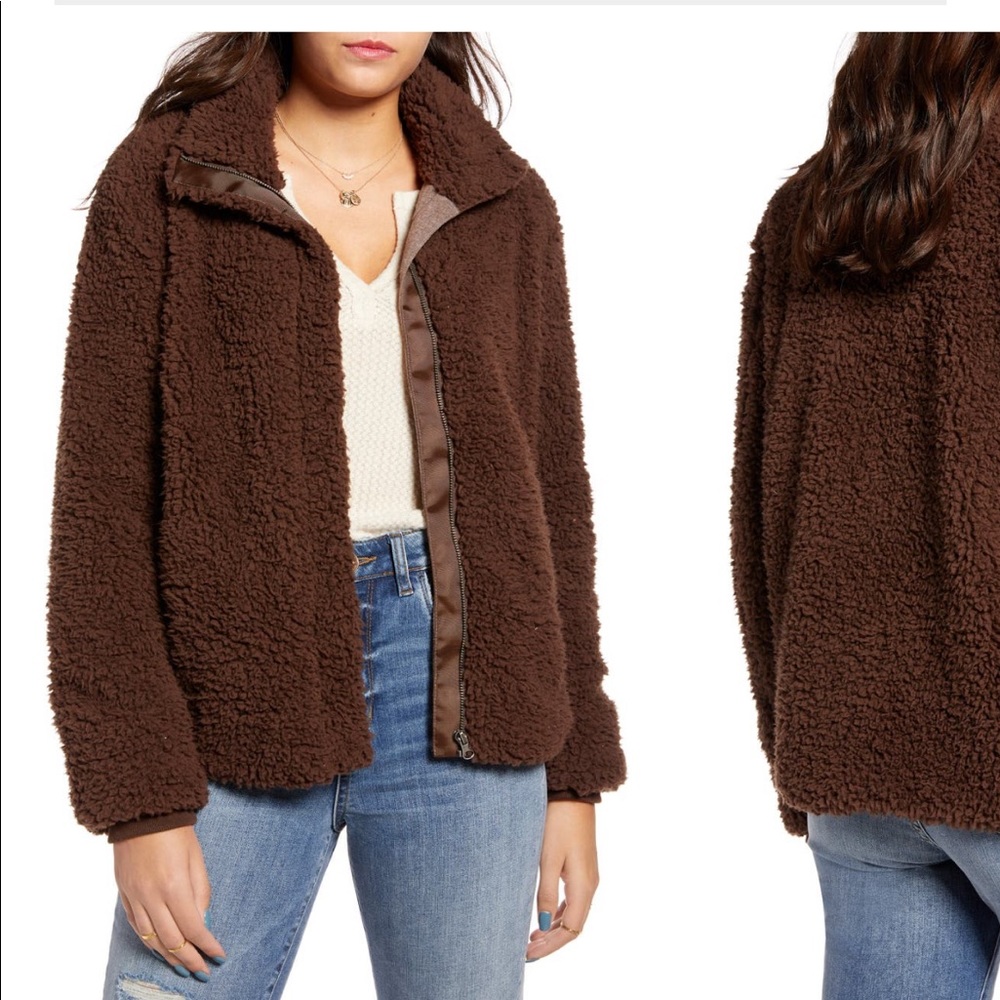 SALE✨Thread & Supply Wubby Fleece Zip Jacket